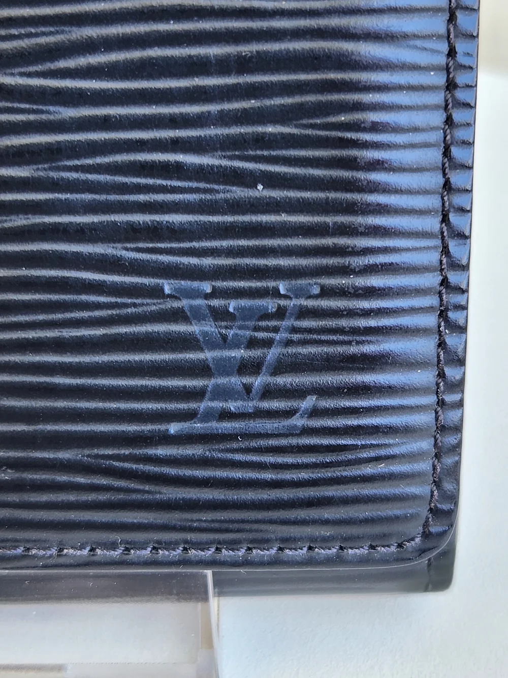 Louis Vuitton Epi Leather Envelope Style Business Card Holder Wallet CA0014